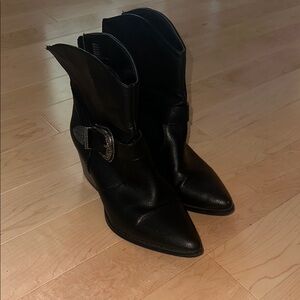 Black Women's Western Boots